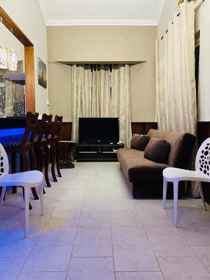 Cosy Flat Beachfront Flic en Flac Экстерьер фото